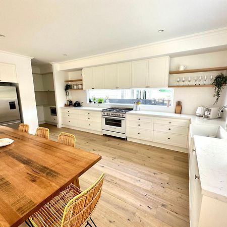 Unwind Guesthouse Byron Bay Buitenkant foto
